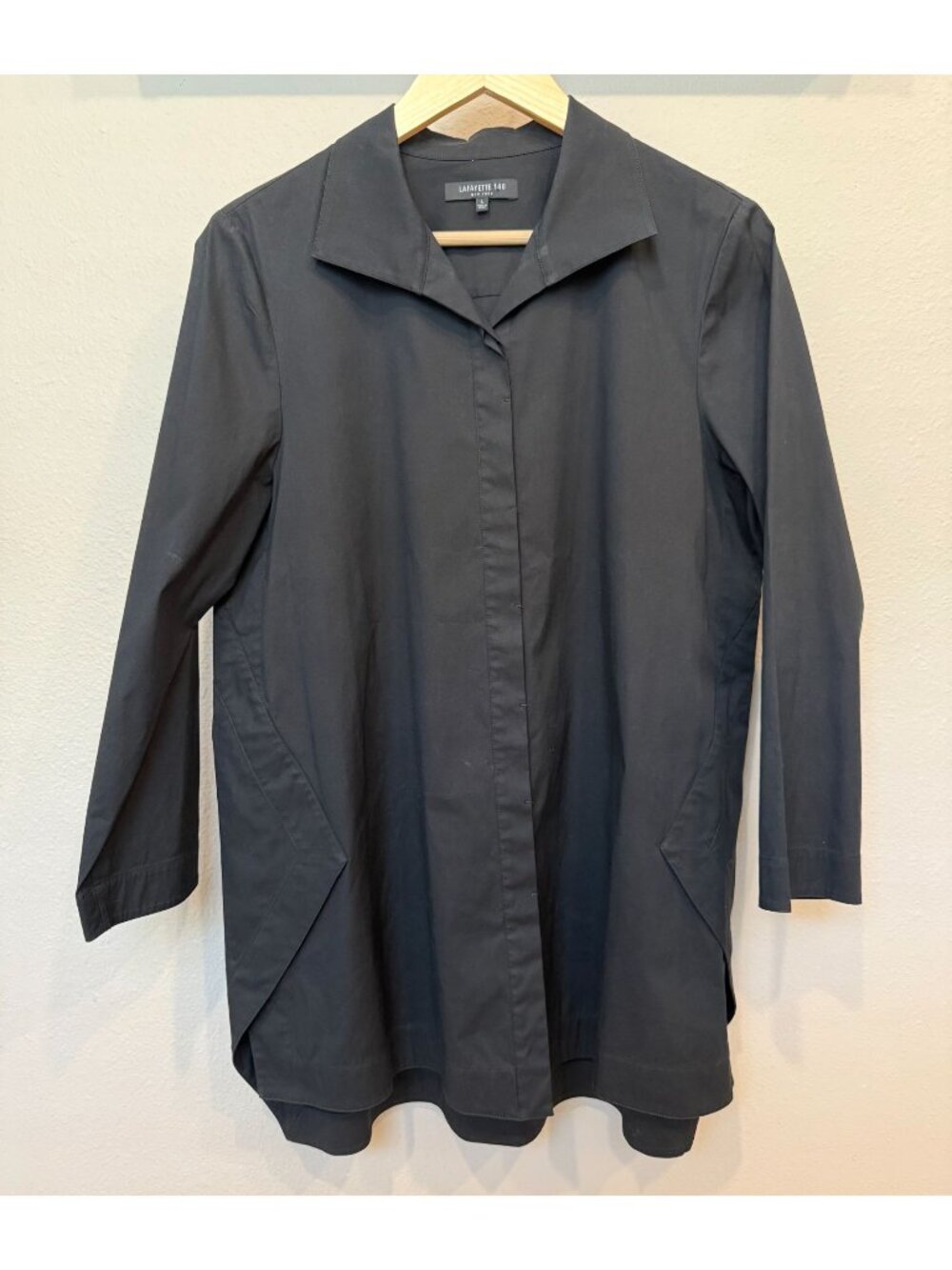 Lafayette 148 Women's Collared Button Up Shirt Large Black Career Workwear